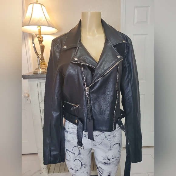 Blank NYC Women's Vegan Black Leather Jacket Size XL - Picture 5 of 12
